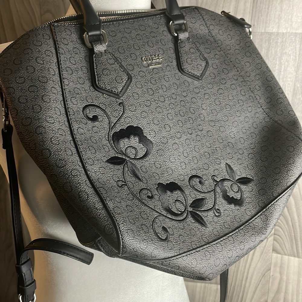 Black Guess Bag